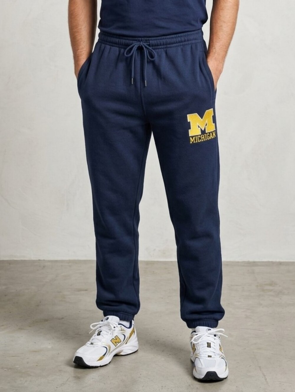 349. NWOT - Michigan Wolverines Sweatpants Joggers
